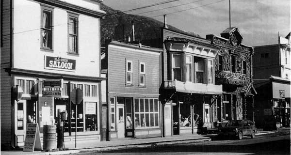 the Red Onion Saloon, Trail Bench Gift Shop