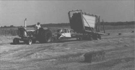 automatic bale wagon