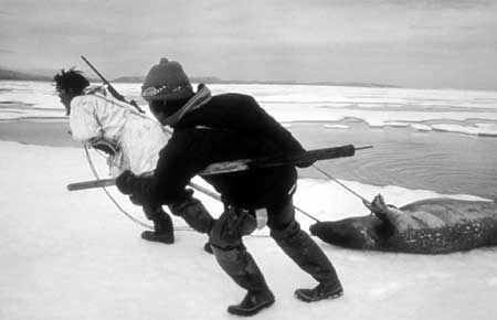 Inupiat hunters