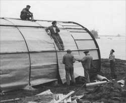 Nissen hut construction