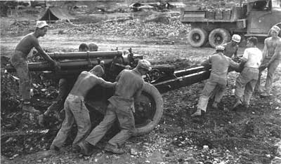 Marines moving artillery