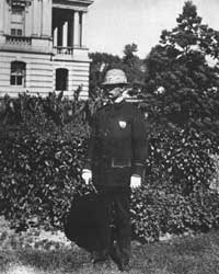 The second uniform, 1903