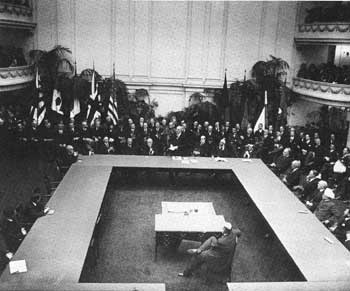 Harding addressing Washington Conference