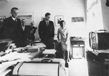 Johnson welcoming King Faisal