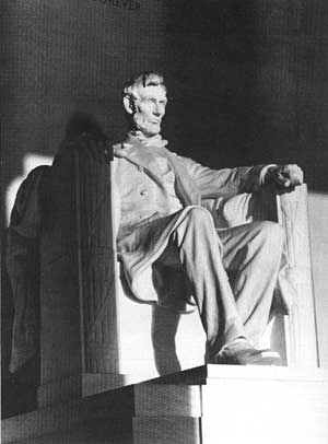 Lincoln statue