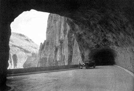 Zion-Mount Carmel Highway