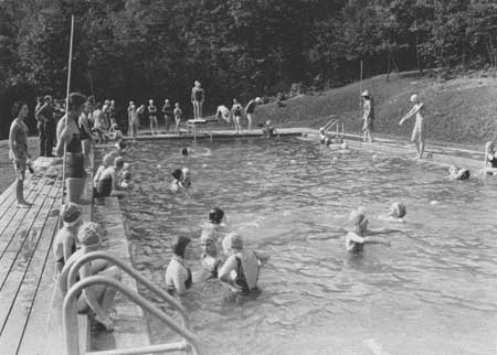 swimming pool