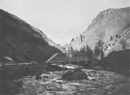 Middle Gardner River Bridge