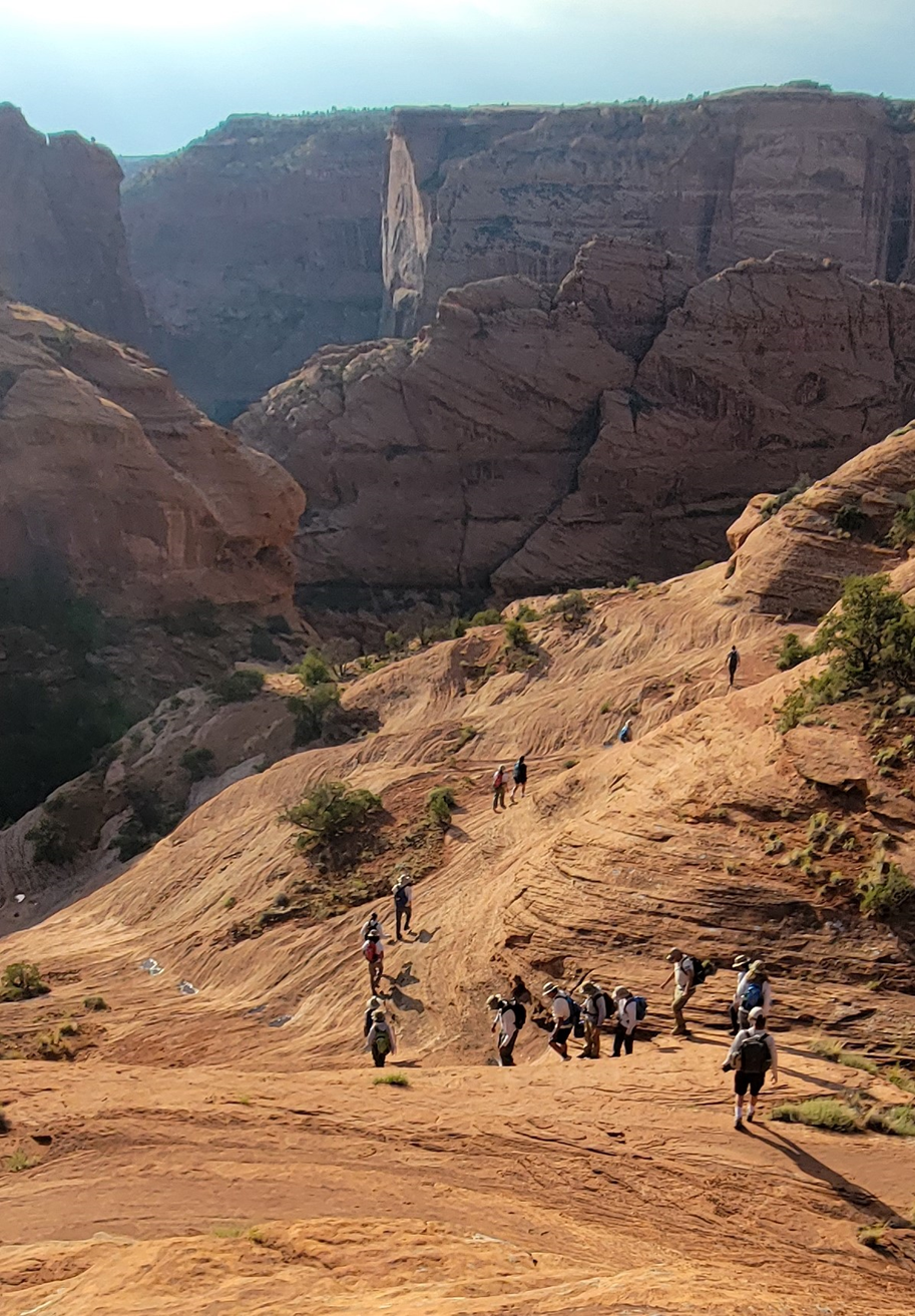 Hiking in Canyon De Chelly National Monument Hiking in Canyon De Chelly National Monument