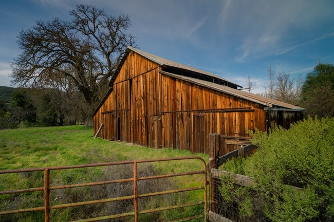 Bacon Barn