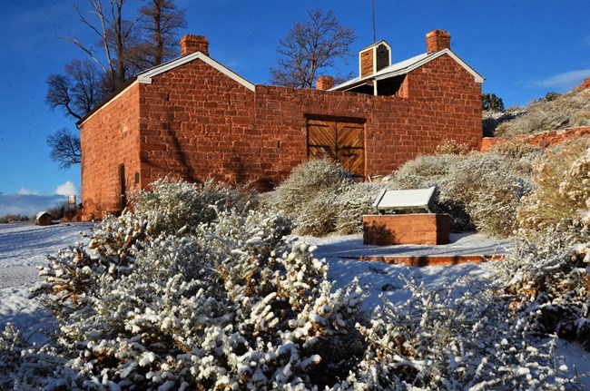 A dusting of snow around Winsor Castle