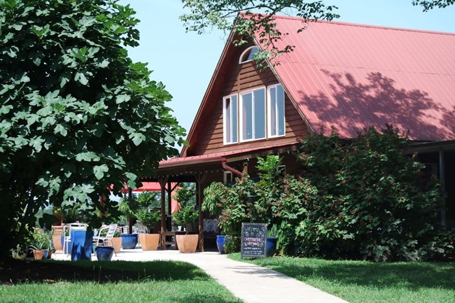The Tasting Room at Overmountain Vineyards