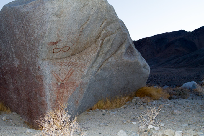 Photo - Walker River pictograph Image of a pictograph in Nevada