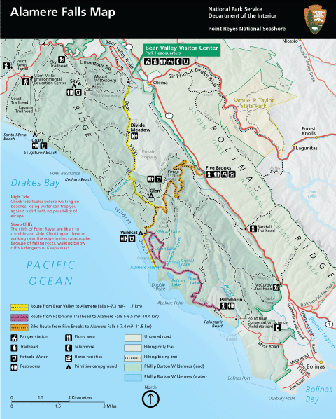 Un mapa del distrito sur de Point Reyes National Seashore con rutas más comúnmente utilizadas para caminar a Alamere Falls resaltado. [Haga clic en esta imagen para descargar una versión PDF de 4.9 MB de este mapa.]