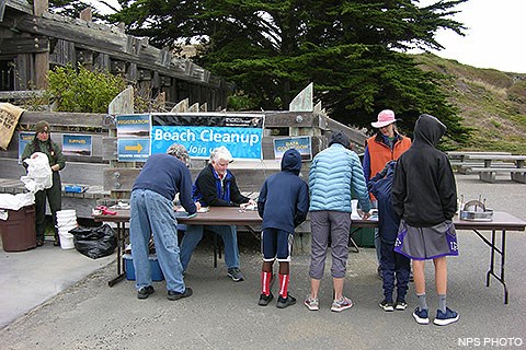 California Coastal Cleanup Day - Point Reyes National Seashore (U.S.  National Park Service)