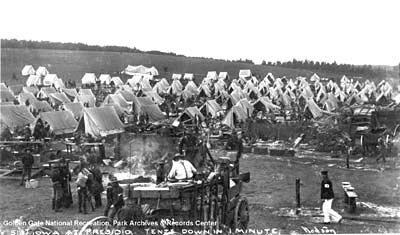 Iowa troops awaiting deployment in Spanish American War, 1898