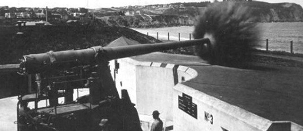 Battery Chamberlin, 6-inch gun firing