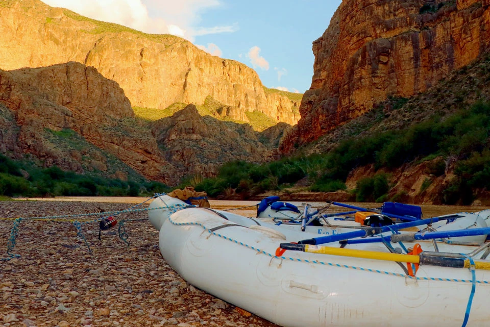 Rafts in Boquillas Canyon Rafts in Boquillas Canyon
