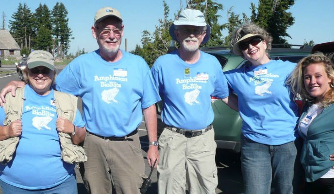 Volunteers at the amphibian BioBlitz