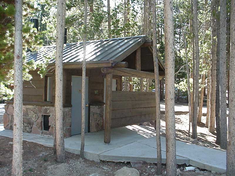 a photo of a comfort station