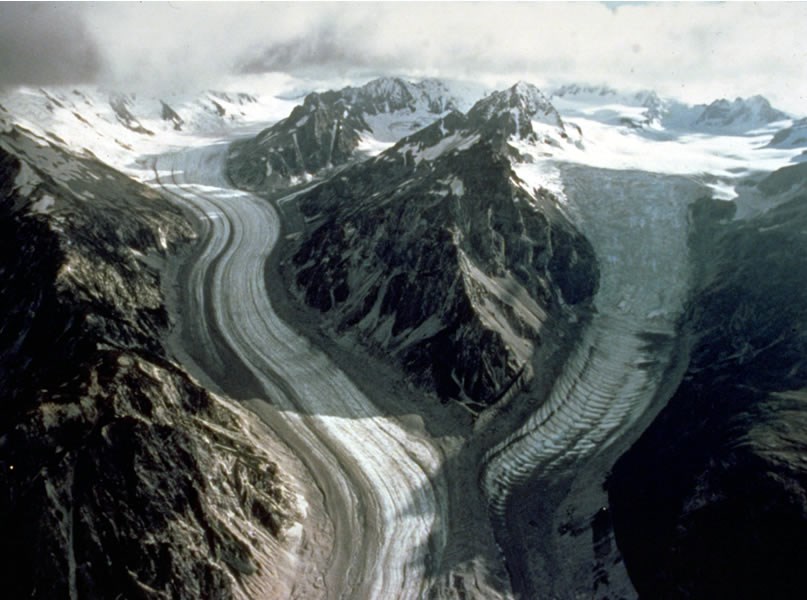a photo of glacier carving