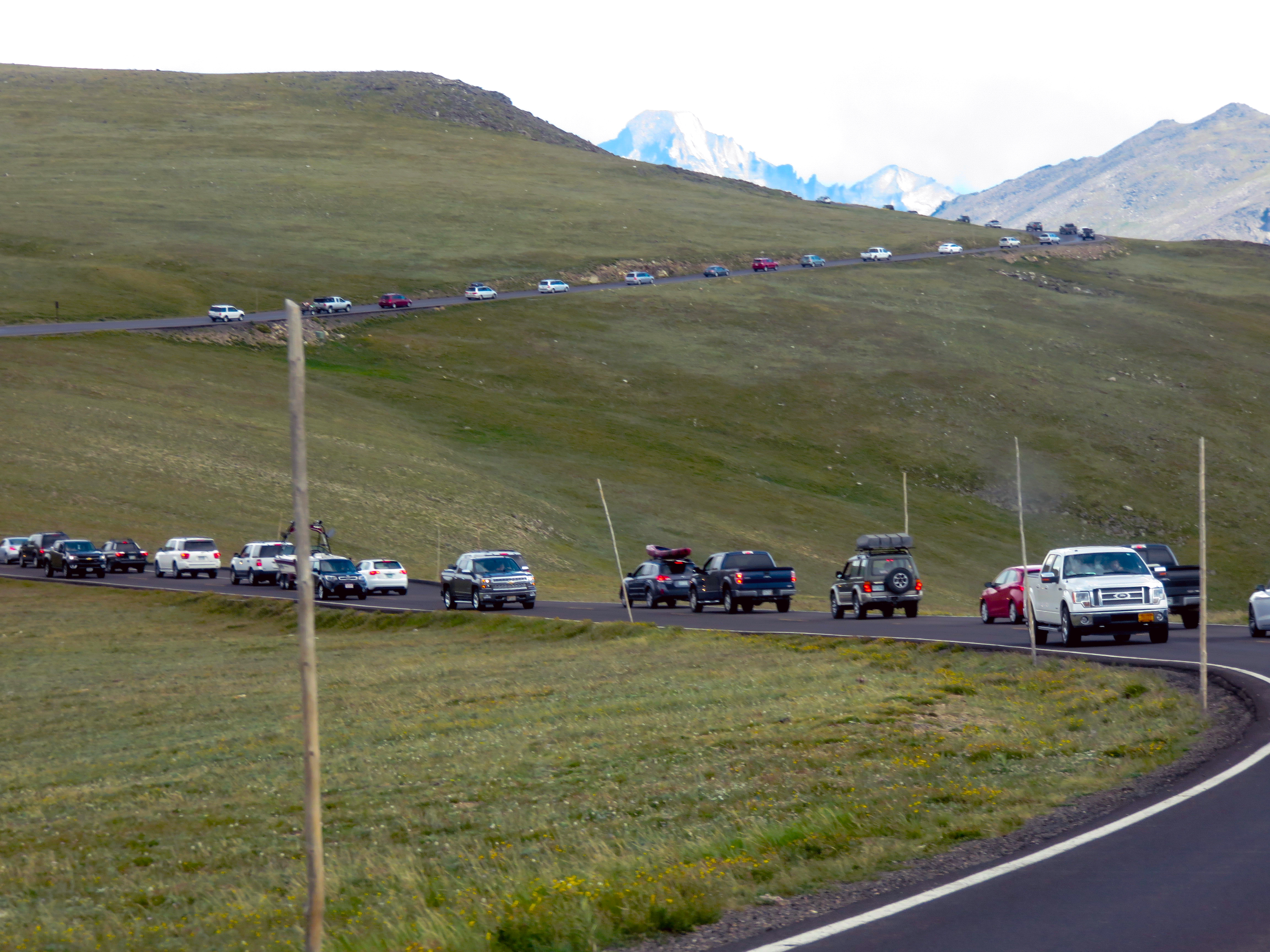 Vehicle congestion on Trail Ridge Road