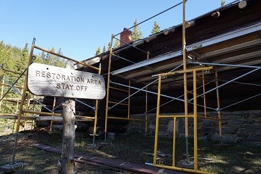 Cabin built in 1920 375