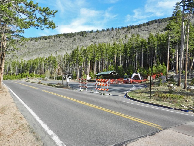 Bierstadt Lake Parking Closed