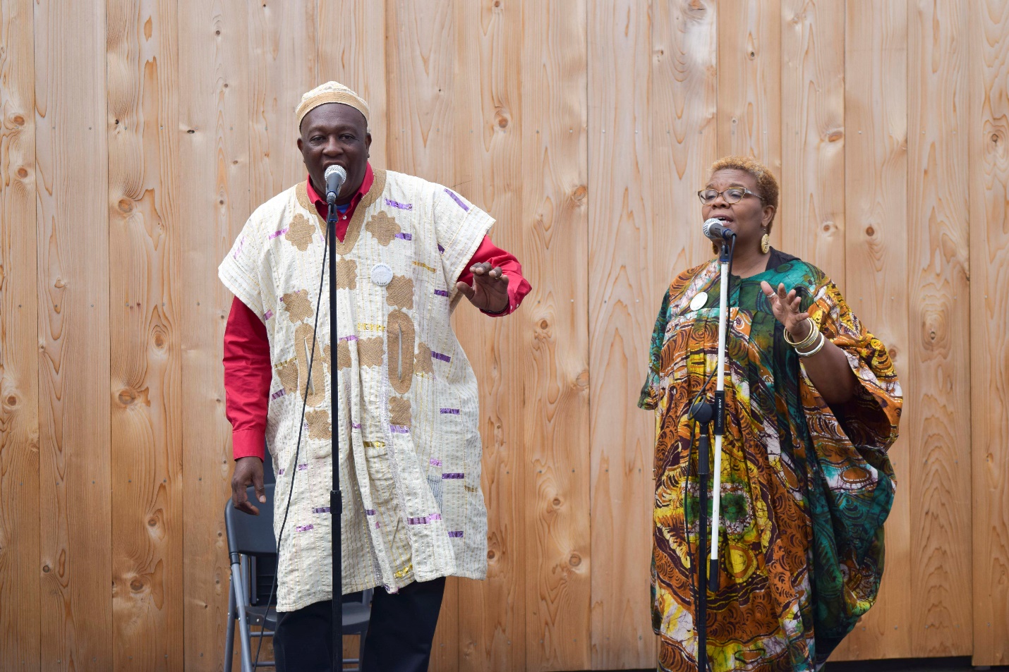 Ron and Natalie Daise perform Gullah songs from the South Carolina coast.
