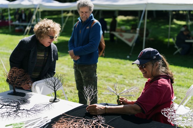 sculpture demonstrates wire art making