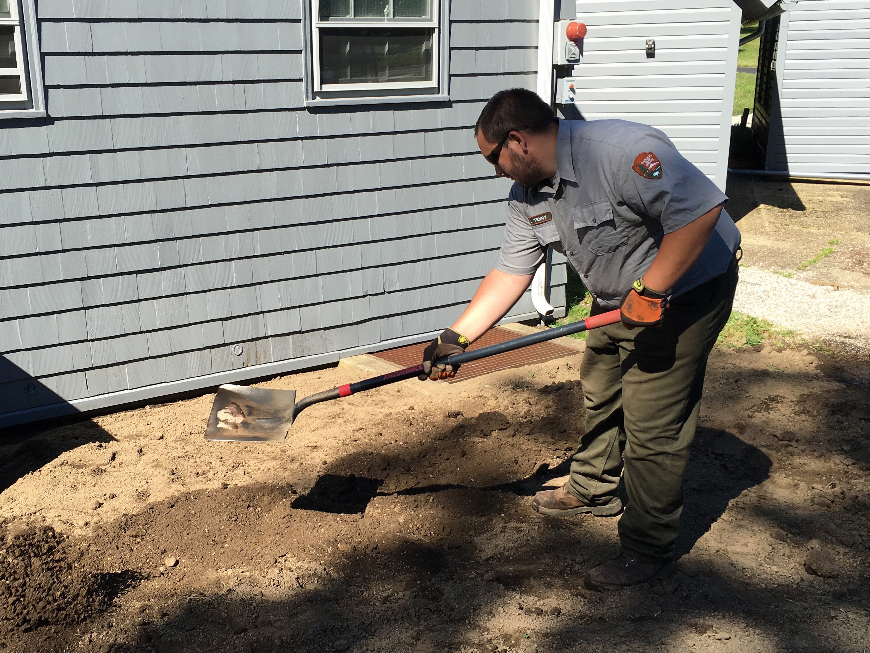 Preparing the ground for the native plant garden. NPS/Clayton Hanson