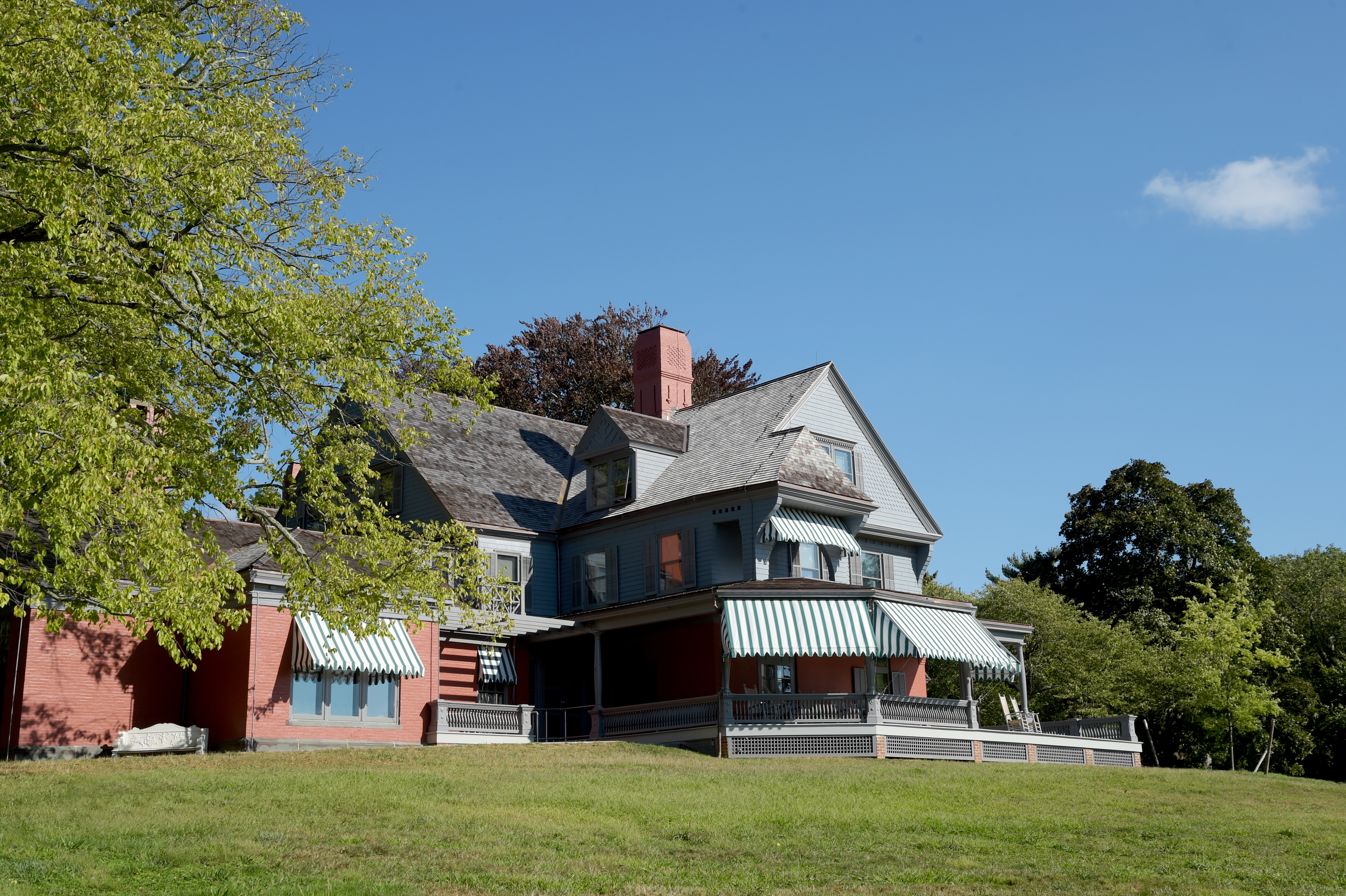 Exterior of Theodore Roosevelt Home. Image: ©Audrey C. Tiernan Photography, Inc.