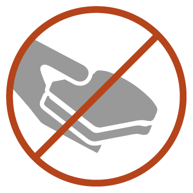 Do not feed wildlife icon.