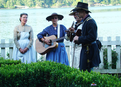 Encampment 2009 Sing in Garden