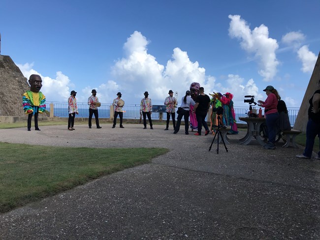 Recording of a musicvideo with dancers