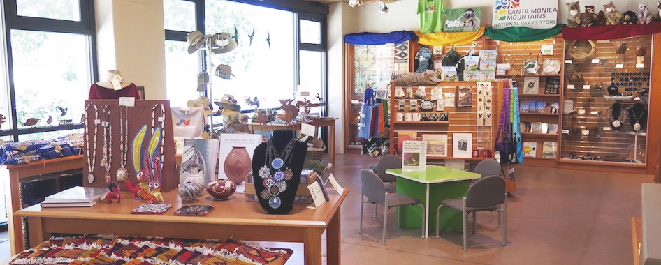 Calabasas shop hunting store