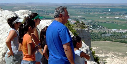 Visitors enjoying the view on the North Overlook Trail Visitors enjoying the view on the North Overlook Trail