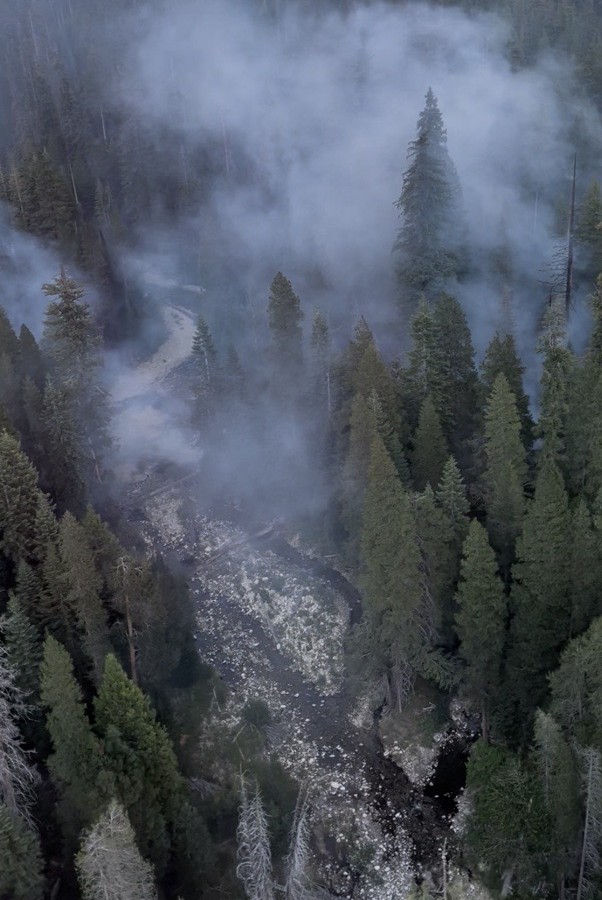 Aerial view of smoke from the Arrow Creek Fire in Kings Canyon National Park.