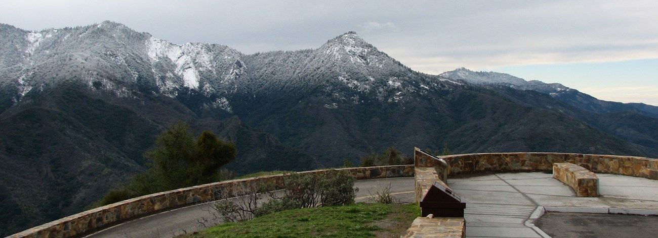 Amphitheater Point along the Generals Highway during a snowstorm