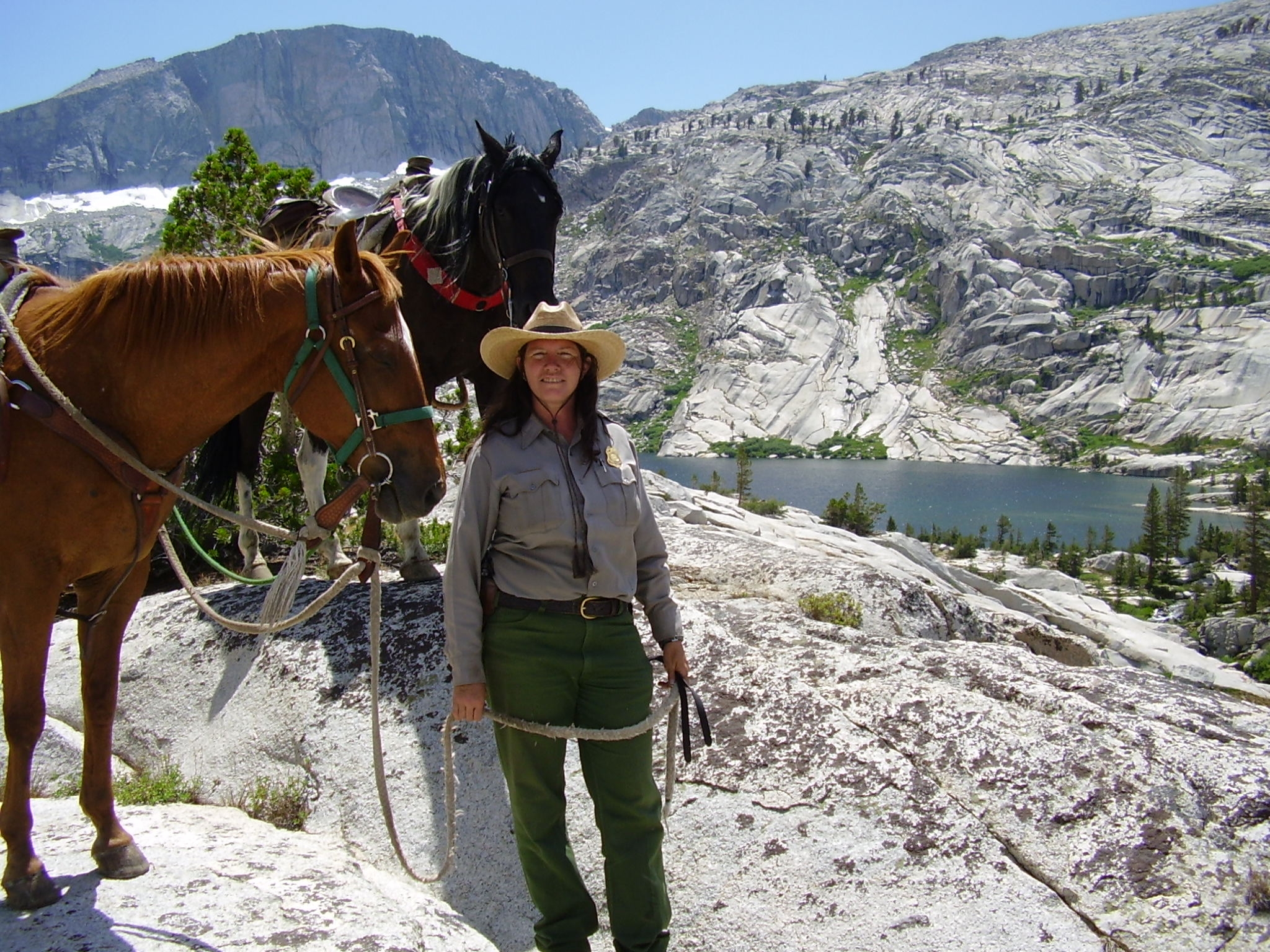 Twin lakes deals trail sequoia