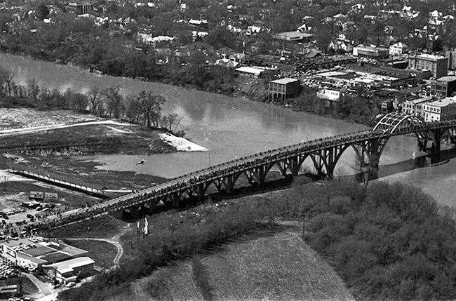 Aerial view of marchers on the Edmund Pettus Bridge on the third march attempt