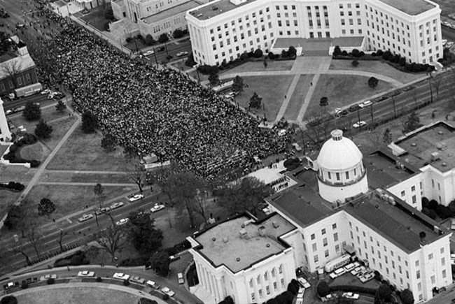 The crowd of over 25,000 marchers at the foot of the Alabama Capitol on the final day of the march