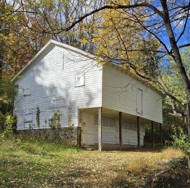 Snead Farm Barn