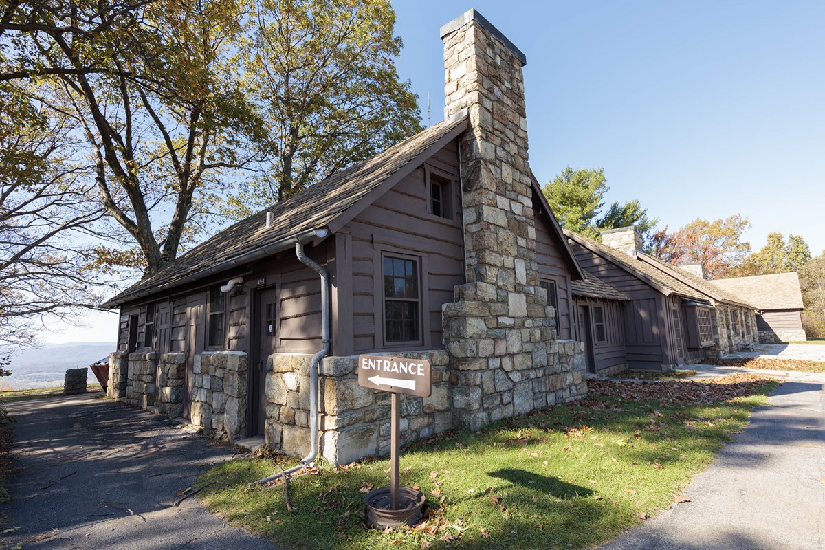 Visitor Centers Shenandoah National Park (U.S. National Park Service)