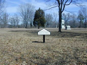Campsite Tablet #A-15: Schwartz's Battery (E), 2nd Illinois Light Artillery zoomed out photograph