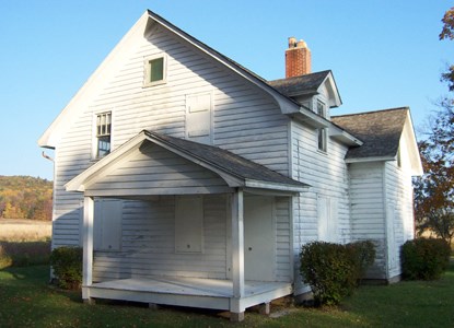 Farmhouse in Port Oneida Farmhouse in Port Oneida