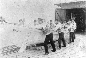 Historic Photo of surfboat and crew