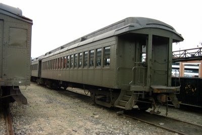 DL&W Suburban Coach No. 613