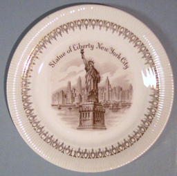A souvenir plate, circa 1930s. 