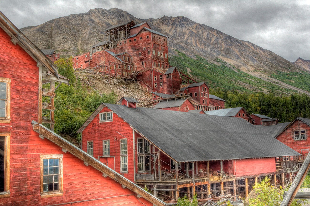wooden mine buildings painted red